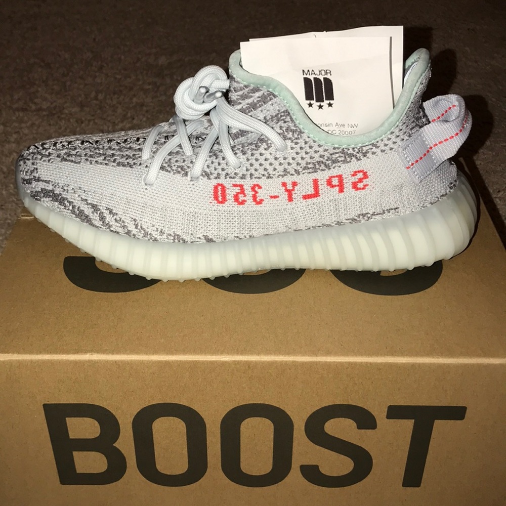 NWT Adidas Yeezy Boost 350 V2 Blue Tint. Sz 6 Mens